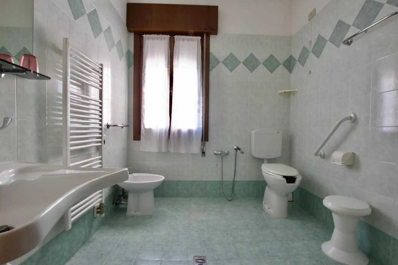 *** Aparthotel Residence Madrid Lido di Jesolo Italia