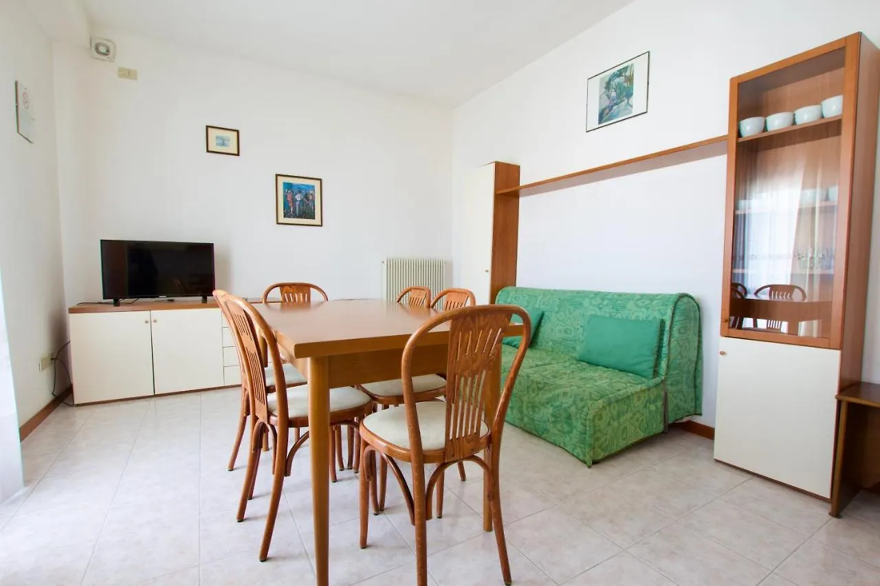 Residence Madrid Lido di Jesolo 3*,