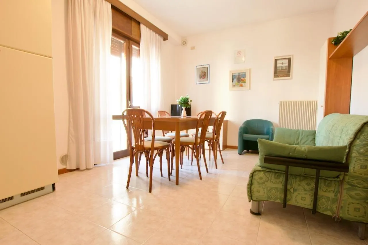 Aparthotel Residence Madrid Lido di Jesolo