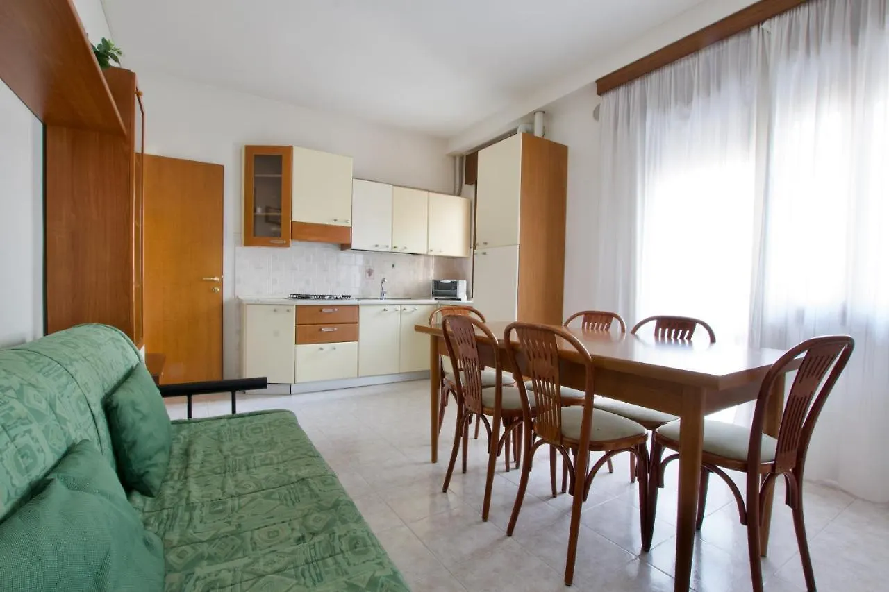 Residence Madrid Lido di Jesolo Aparthotel