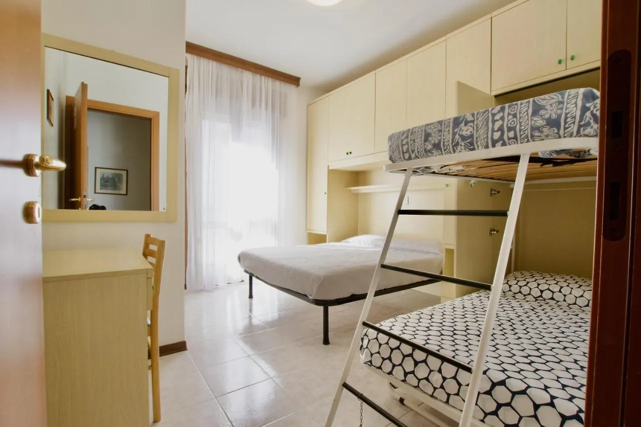 Aparthotel Residence Madrid Lido di Jesolo