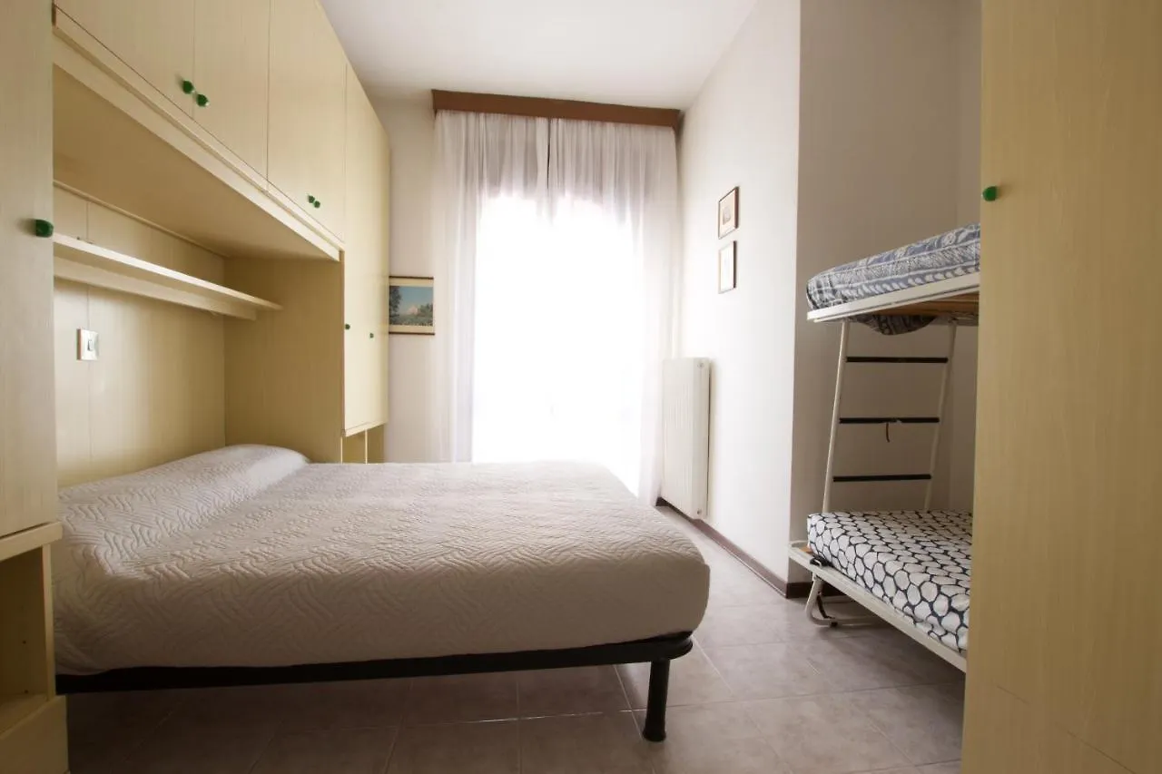 Residence Madrid Lido di Jesolo 3*,  Italy